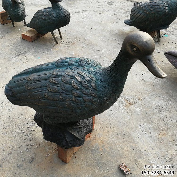銅鴨子雕塑廠家，仿古工藝，公園廣場(chǎng)動(dòng)物擺件 (4)
