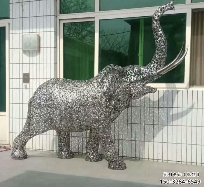 操場(chǎng)小象雕塑，景觀題材，鍍銅工藝