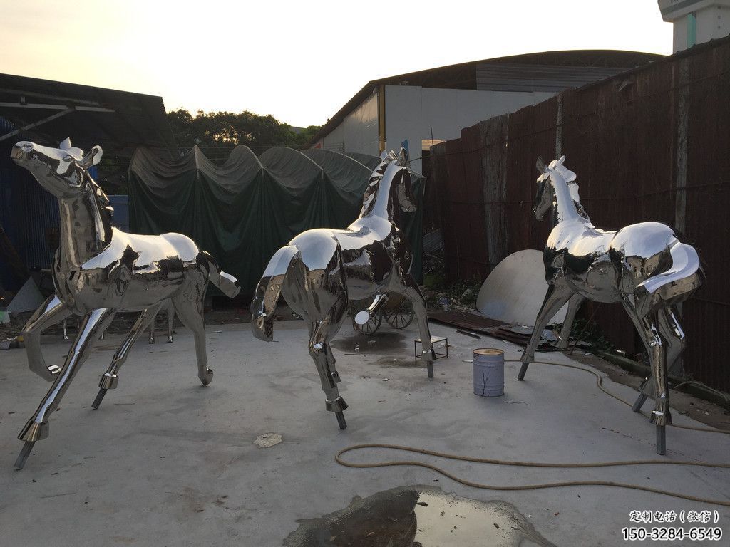 城市戰(zhàn)馬雕塑，音樂(lè)擺件，噴砂工藝