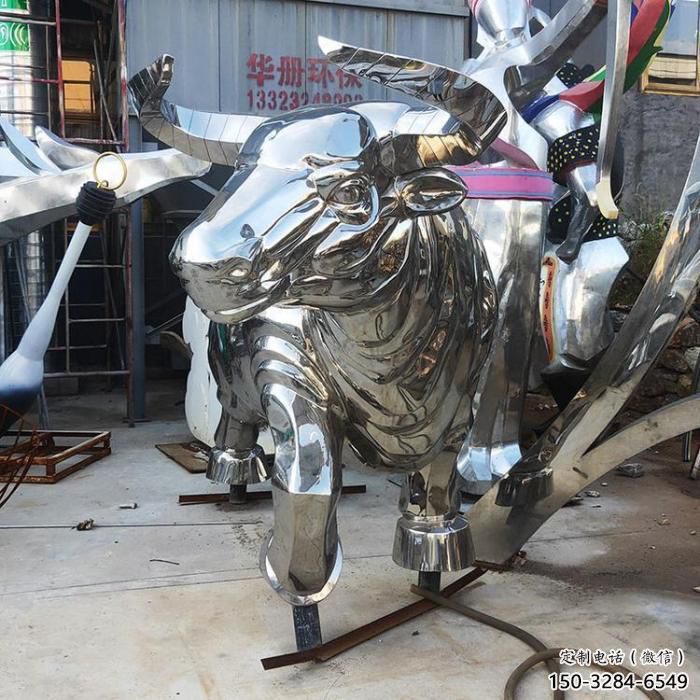 校園犀牛雕塑，拉絲海洋雕塑，卡通主題