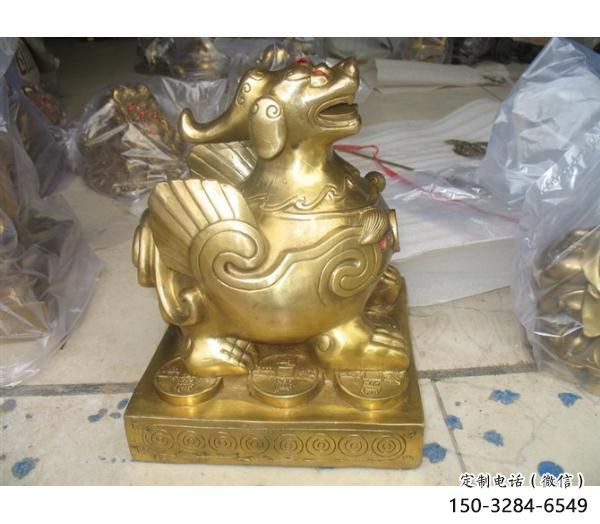 操場(chǎng)貔貅雕塑，鏤空海洋雕塑，噴砂制造