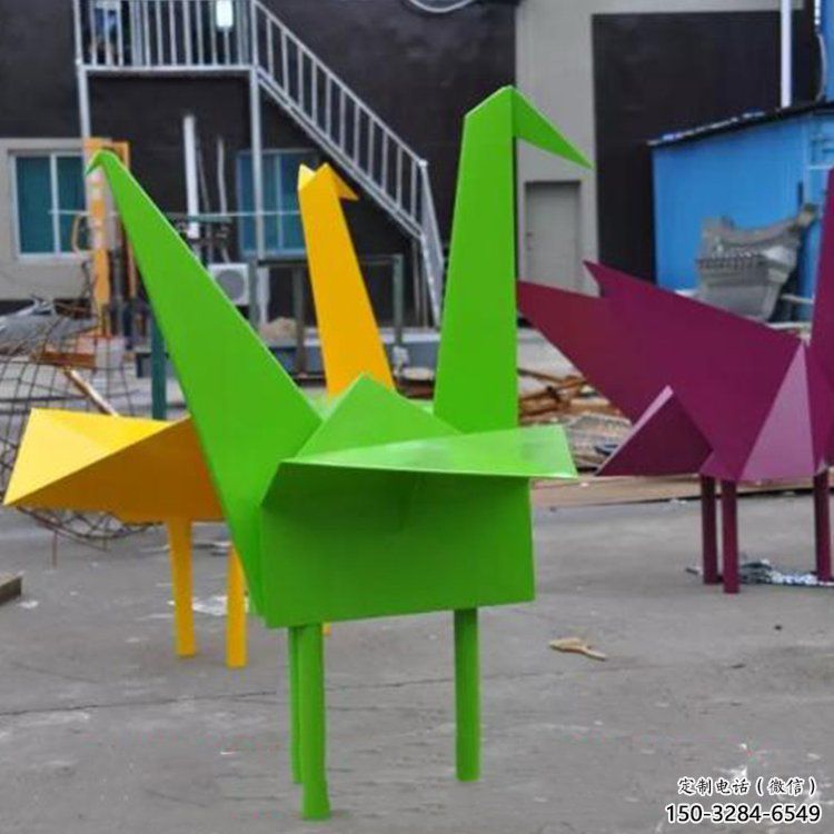 公園千紙鶴雕塑 創(chuàng)意企業(yè)鶴鳥(niǎo)雕塑 美陳折紙風(fēng)格