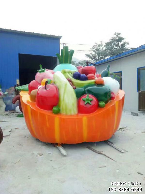展示果籃雕塑定制，小區(qū)雕塑，南瓜果籃雕塑提供