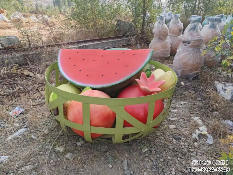 果籃雕塑制作批發(fā)，公園小品，西瓜果籃雕塑優(yōu)選