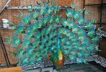 孔雀開屏雕塑供需，多彩藝術，景觀孔雀開屏雕塑制造商?