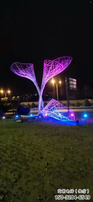 樹(shù)葉雕塑供需，室外軟裝，金屬燈光樹(shù)葉雕塑制作