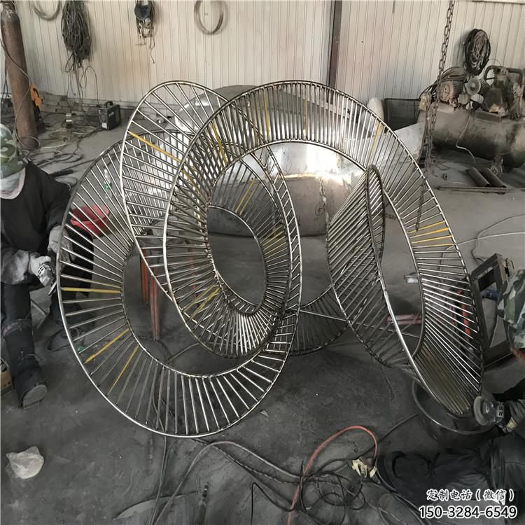 圓環(huán)雕塑供需，美陳雕塑，歐式鏤空圓環(huán)雕塑承接