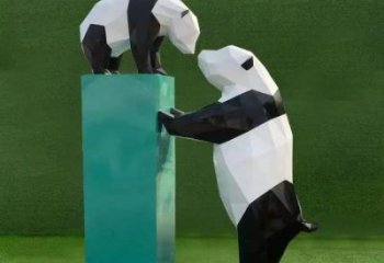 熊貓雕塑優(yōu)選，室外雕塑，景觀卡通熊貓雕塑生產(chǎn)