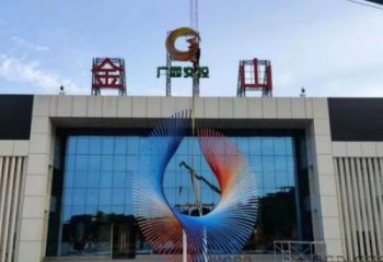 彩繪景觀鳥翅雕塑生產，景區案例，不銹鋼鳥翅雕塑優選