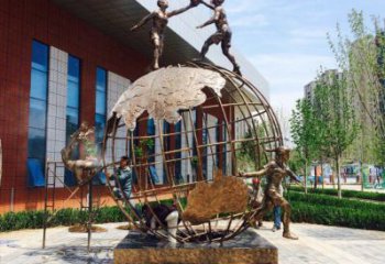 陽江地球儀雕塑選定，拉絲工藝，地球儀人物雕塑預定