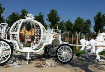 防城港廣場(chǎng)馬車雕塑