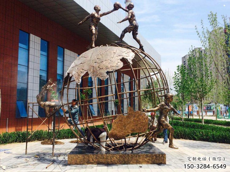 雙陽地球儀雕塑選定，拉絲工藝，地球儀人物雕塑預定