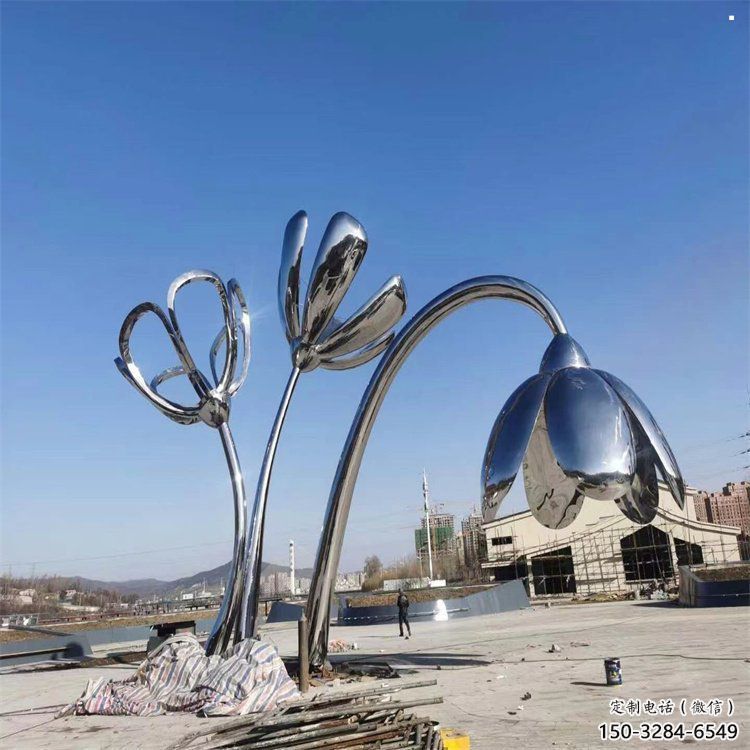 煙臺(tái)百合花雕塑承接，城市裝飾，大型不銹鋼百合花雕塑公司