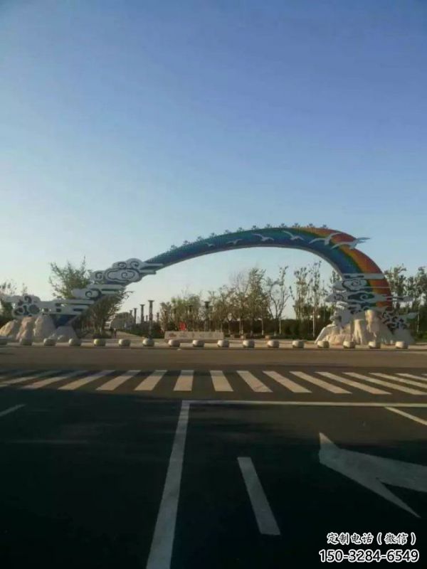 楚雄云朵大門雕塑，公園美陳元素，不銹鋼云朵大門雕塑