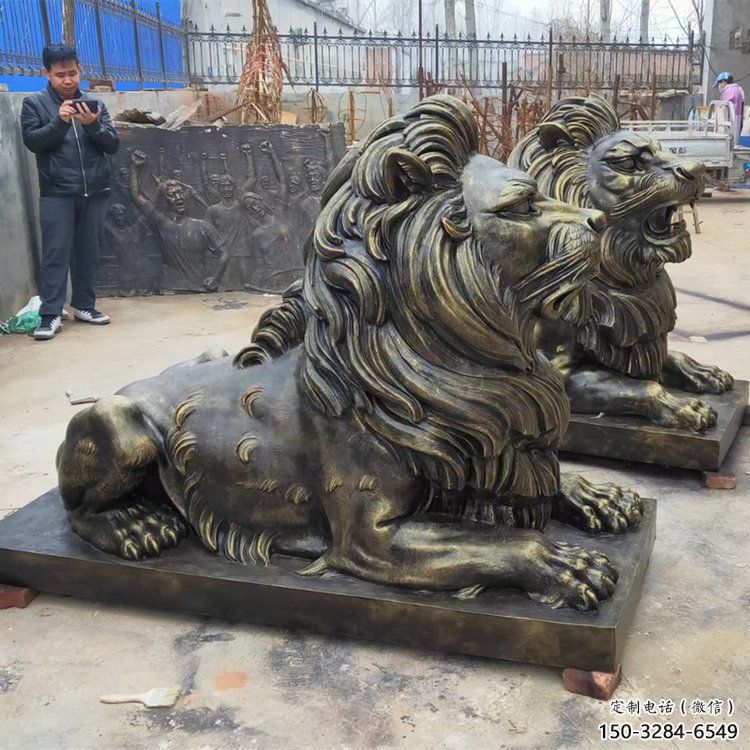 怒江大型趴獅雕塑，仿銅動(dòng)物雕塑，玻璃鋼獅子雕塑制作