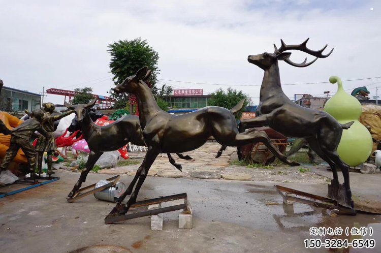 南岸戶外小鹿批發，動物雕塑，梅花鹿銅雕塑供求